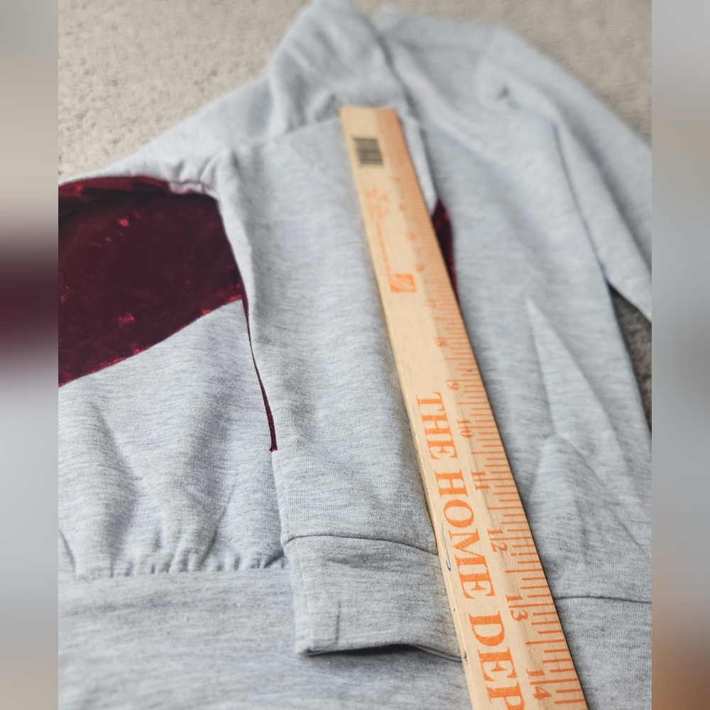 Toddler's Grey Over-Sized Long Sleeve Dress With Red Heart - Probably 3-4T - Picture 5 of 6